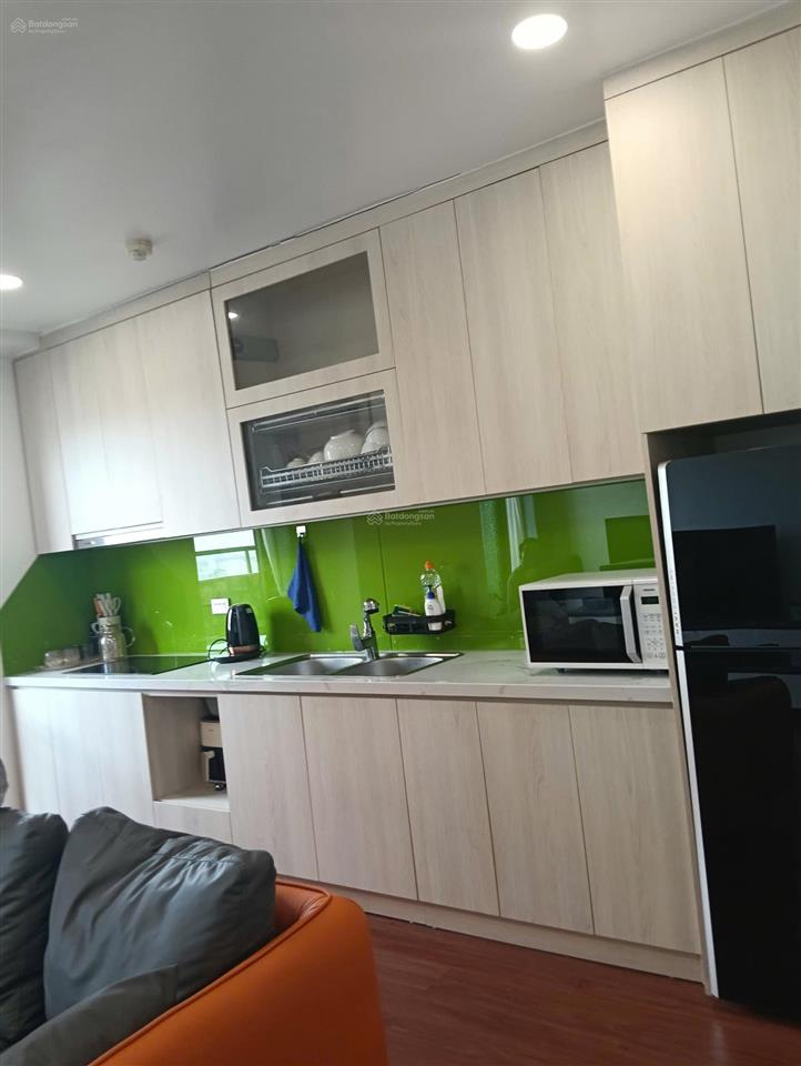 Tôi cần bán chcc lạc hồng, tây hồ, 79.2m2, 2pn, nhà đẹp, giá 6.8 tỷ.  0981 545 ***