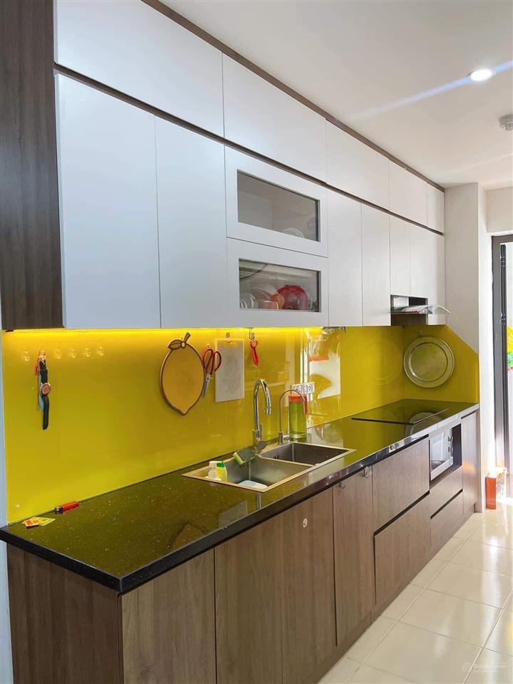 Cho thuê căn hộ chung cư hoa đào, 713 lạc long quân, tây hồ, 110m, 3pn, nội thất đẹp, 12 tr/th