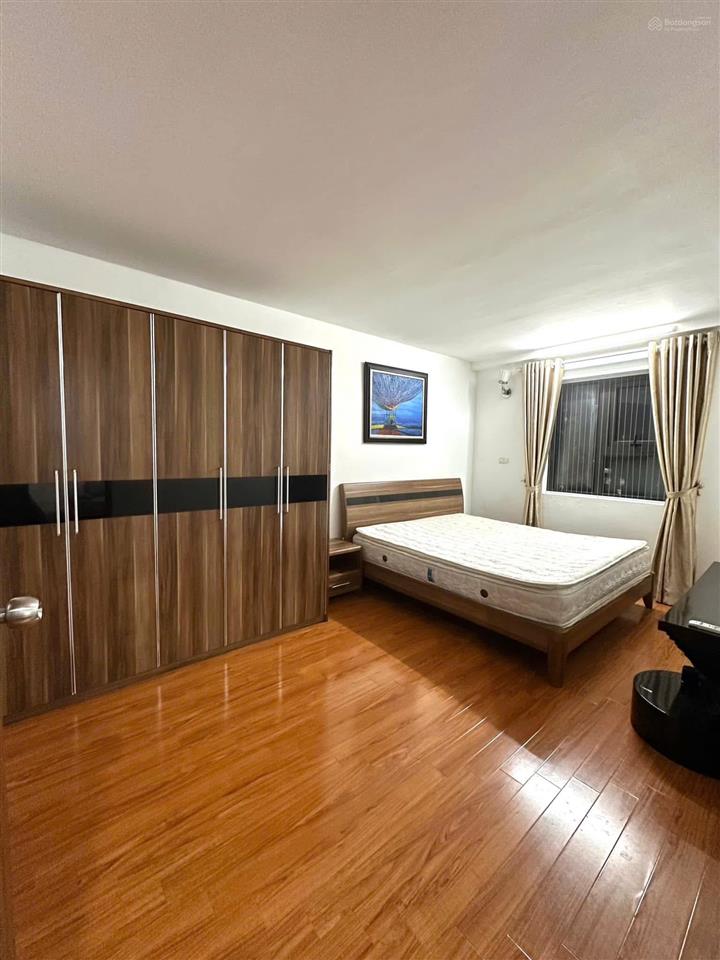 Cho thuê căn hộ chung cư số 6 đội nhân, ba đình, 75m2, 2pn, nội thất gần đầy đủ, 12,5 tr/tháng