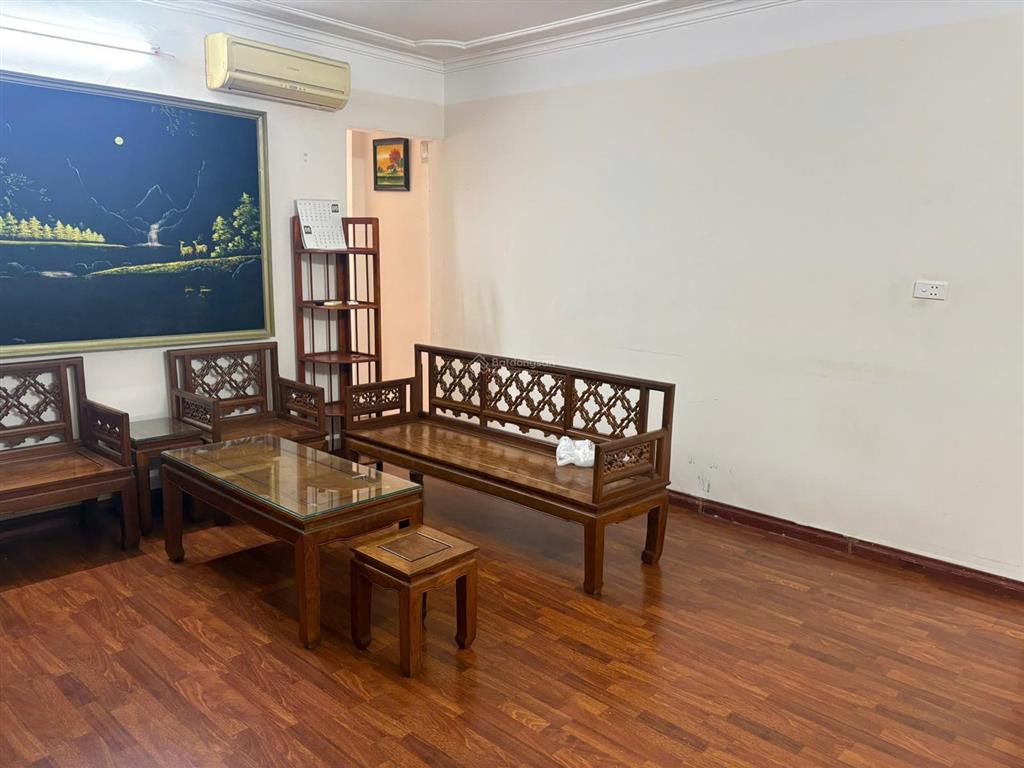 Cho thuê căn hộ chung cư tt 34a trần phú, ba đình, 90m2, 3pn, nhà đẹp, 11 tr/tháng.  0981 545 ***