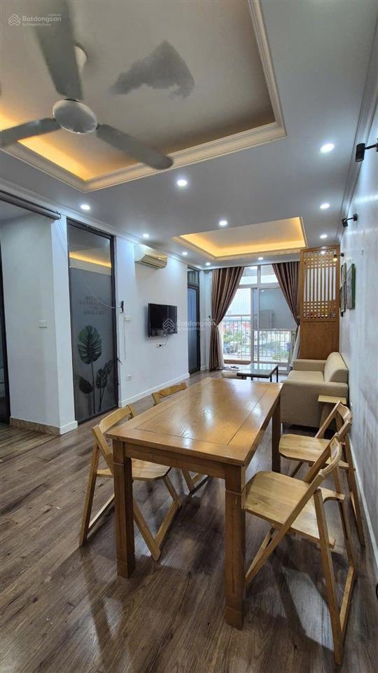 Cho thuê chcc hoa đào, 713 lạc long quân, 86m, 2pn, full nội thất, 10.5 tr/th.  0981 545 ***