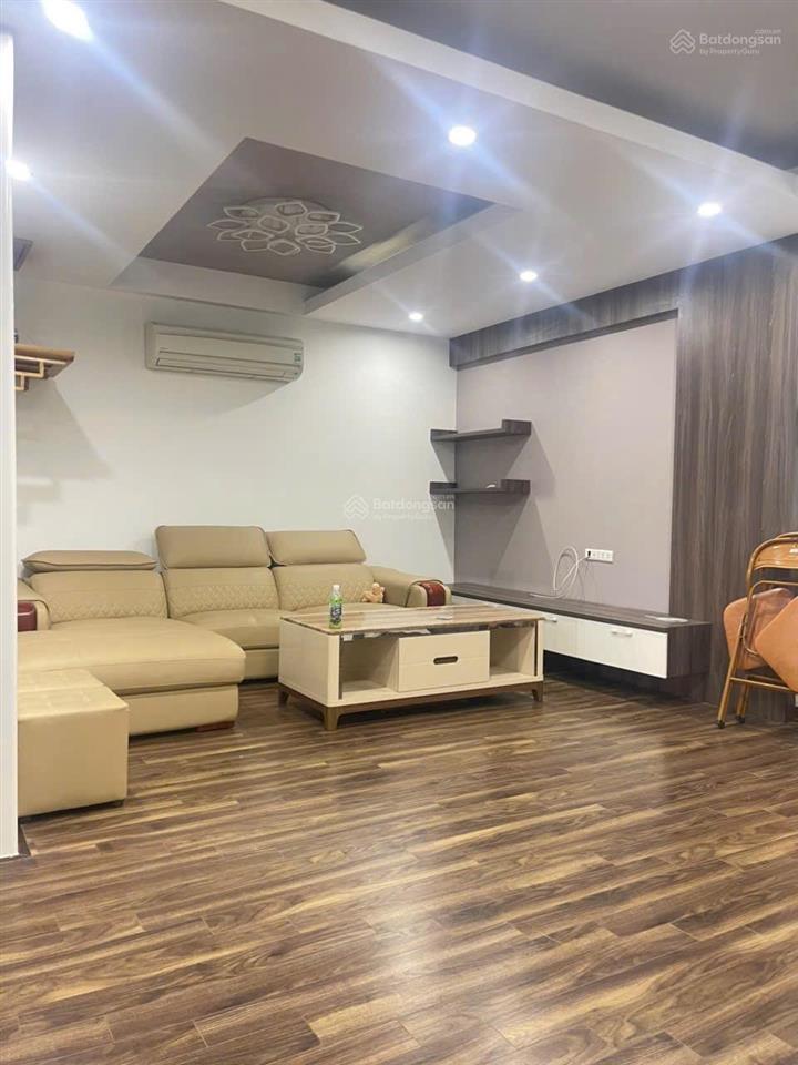 Cho thuê căn hộ văn phòng trung ương đảng 260 đội cấn, 95m, 3pn, full đồ, 15 tr.  0981 545 ***