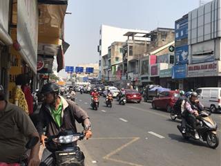 Mt đường chính kết nối sân bay tân sơn nhất  phú nhuận  q1, dt 7x20, giá 47,5 tỷ tl