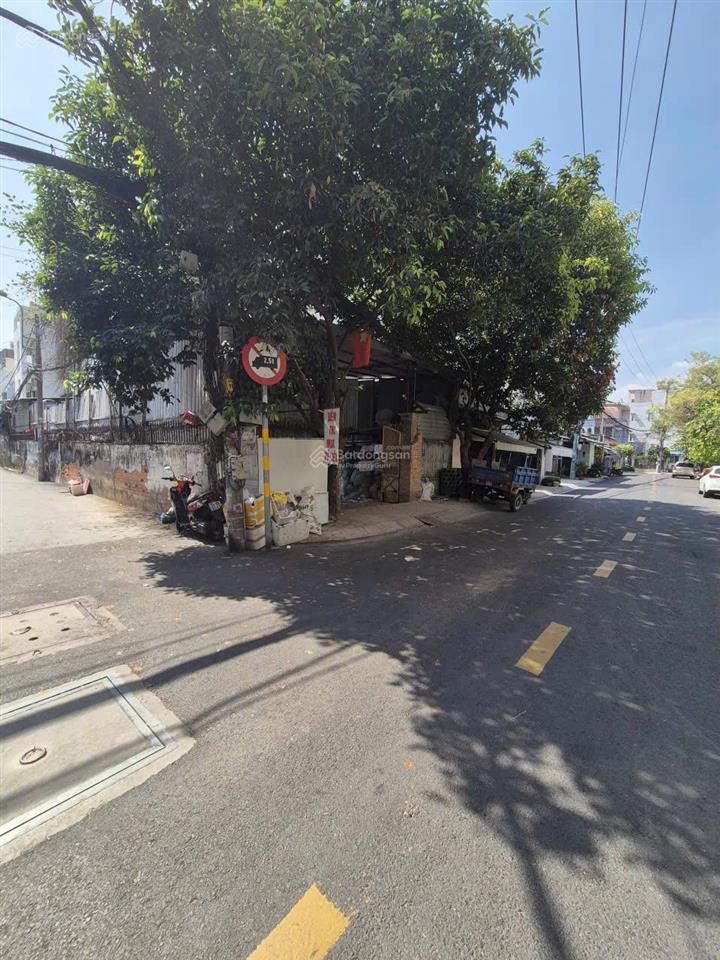 Nhà góc 2 mt trần não, dt 9.3x27, công nhận 200m2, giá 40 tỷ tl