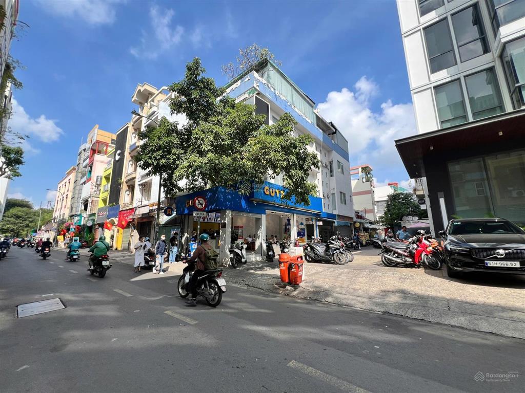 Nhà cấp 4 góc 2 mặt tiền cô bắc ngay trung tâm quận 1, dt 68m2, giá 24 tỷ