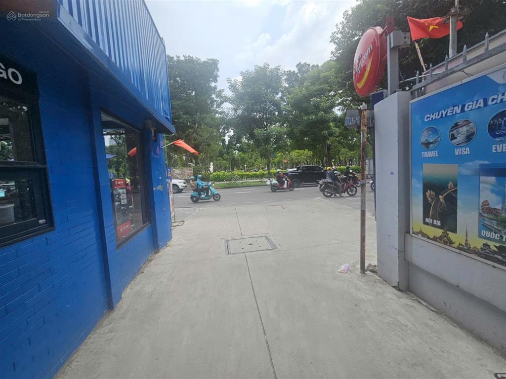 Nhà cũ 3 tầng đường võ thị sáu đối diện công viên lê văn tám, giá 24 tỷ tl