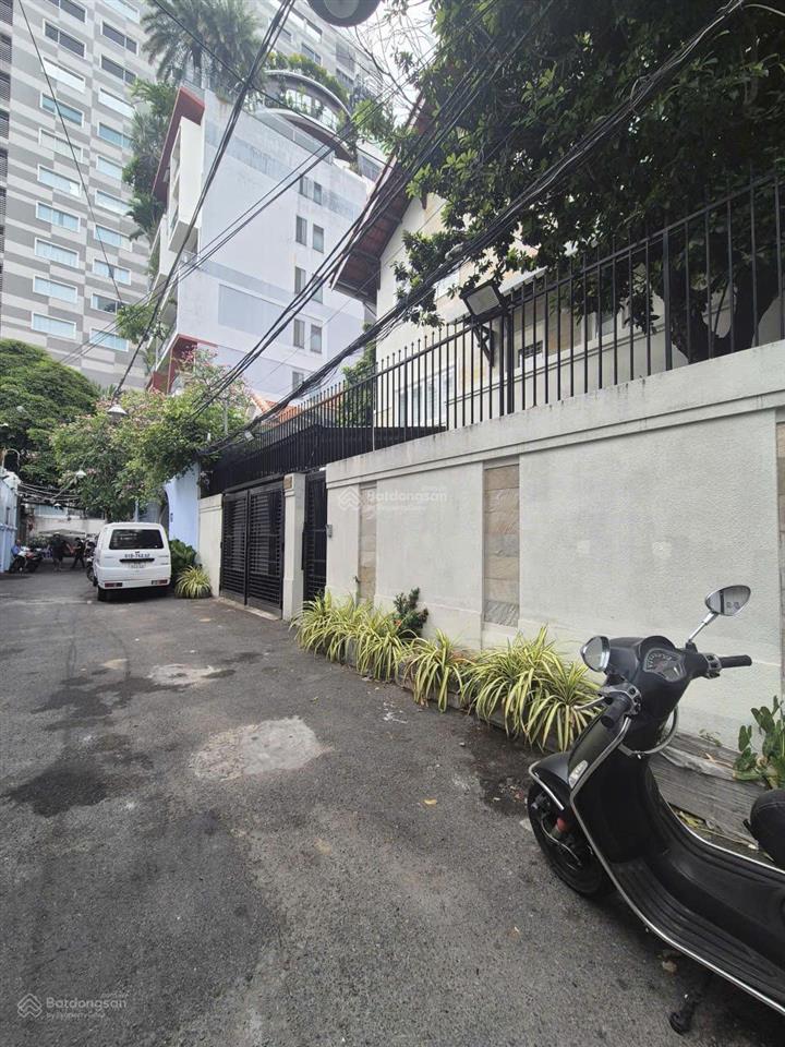 Biệt thự siêu khủng cao thắng dt 26.2x18, cn 471m trung tâm q3, giá 166 tỷ