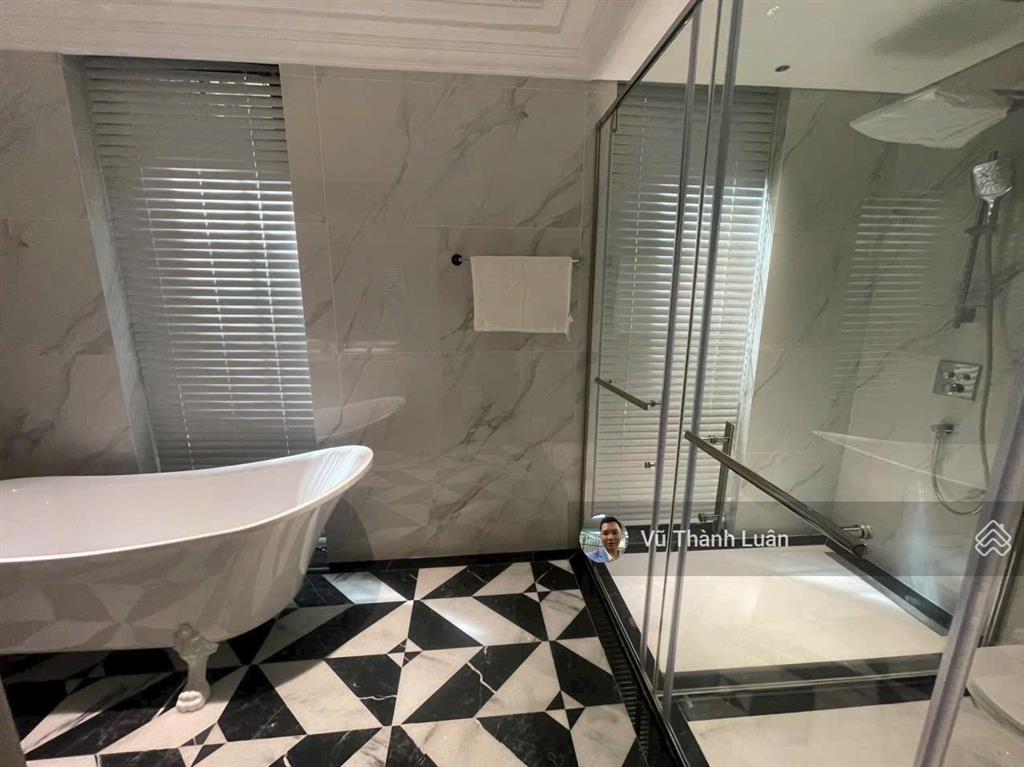 Giá thật rẻ vô địch căn 50m2 vị trí cực đẹp giá 9,8 tỷ chiết khấu nổi bật  ngay 0943 775 ***