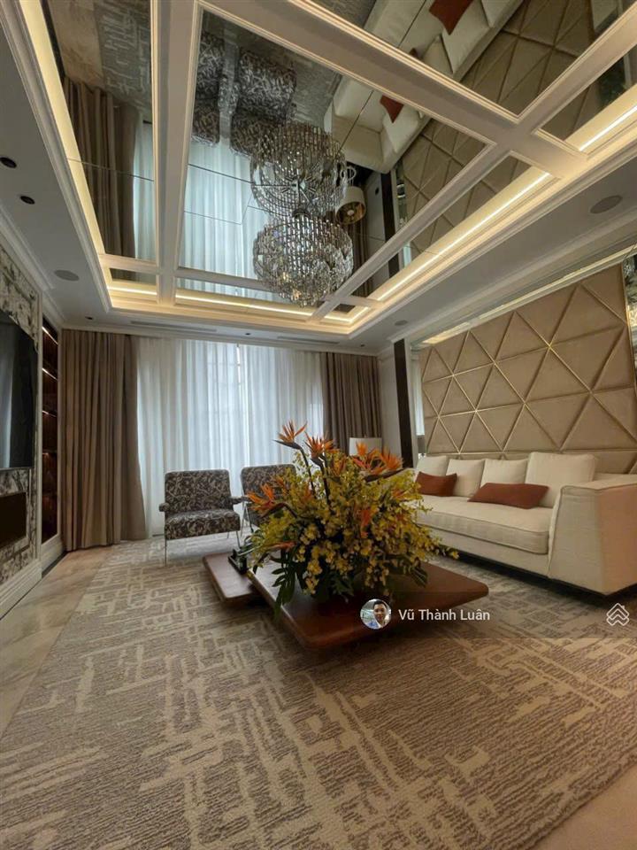 Giá thật rẻ vô địch căn 50m2 vị trí cực đẹp giá 9,8 tỷ chiết khấu nổi bật  ngay 0943 775 ***
