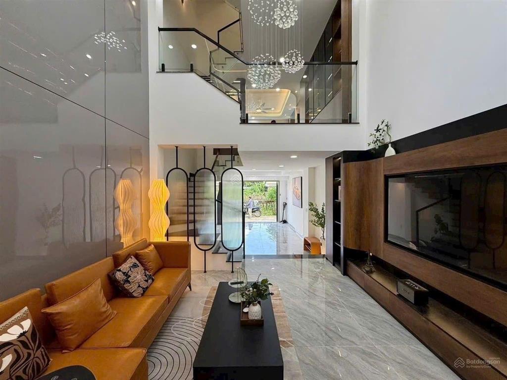 Bán nhà 1/tl29 mới tinh, nhà trệt + lửng + 3 lầu