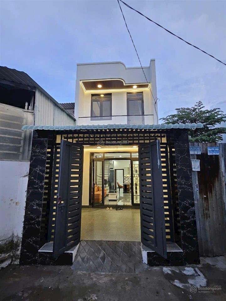 Bán 1 lầu, xây mới 100%. cách hà huy giáp chỉ 50m, nhà 3 phòng