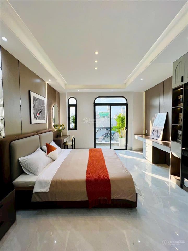 Bán nhà 4x21 có thang máy, mặt tiền đường tx23 cũ, đường nhựa thông 10m có vỉa hè. nhà xây mới 100%