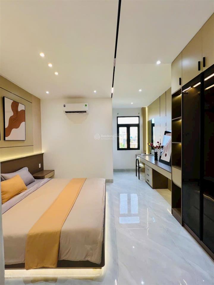 Bán nhà 4x21 có thang máy, mặt tiền đường tx23 cũ, đường nhựa thông 10m có vỉa hè. nhà xây mới 100%