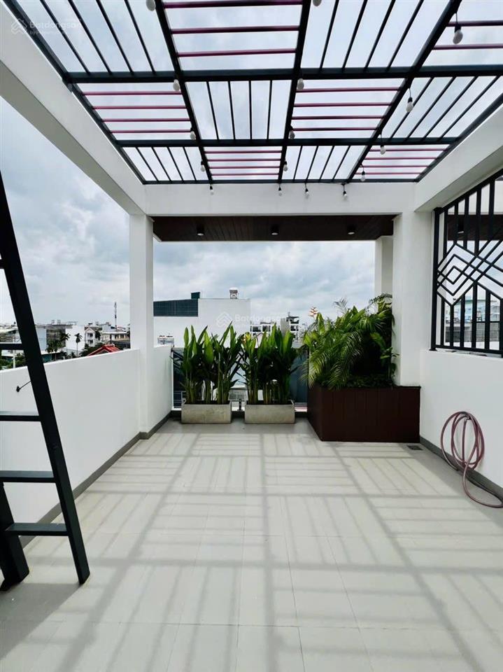 Bán nhà mặt tiền tl39, kinh doanh đa ngành. nhà xây mới trệt 4 lầu với diện tích khủng khiếp
