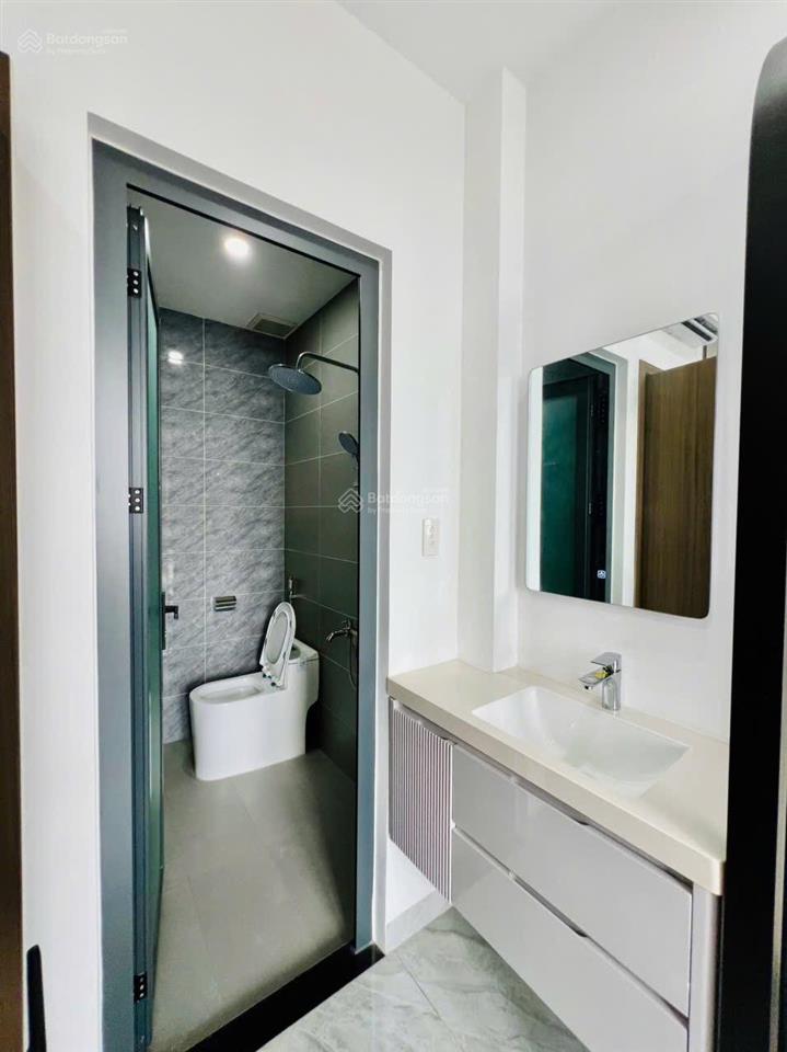 Bán nhà mặt tiền tl39, kinh doanh đa ngành. nhà xây mới trệt 4 lầu với diện tích khủng khiếp