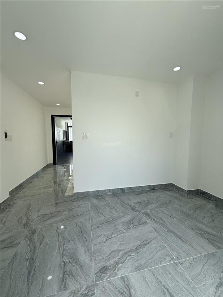 Bán nhà 1/tx25 diện tích khủng 4m2 x 19m. nhà xây mới 1 trệt 4 lầu