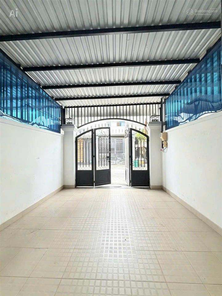 Bán nhà 3 lầu 1/tl29, ngay nguyễn thị sáu. 4x17 đường nhựa 8m. sân oto