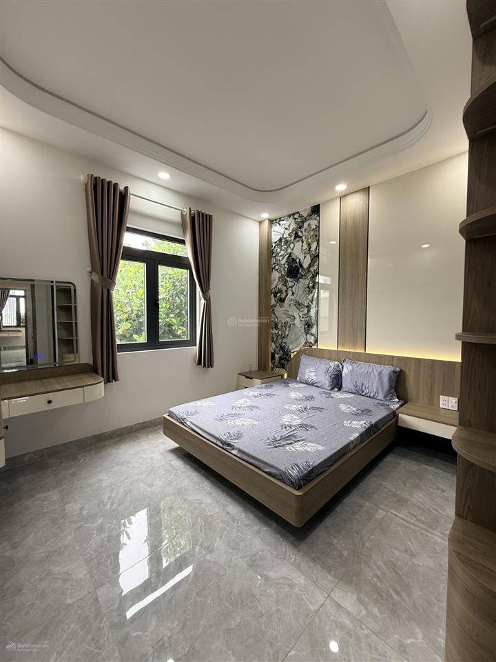 Bán nhà 4 x 17,3m, xây mới 100%, full nội thất xịn xò. chỉ việc xách vali vào ở