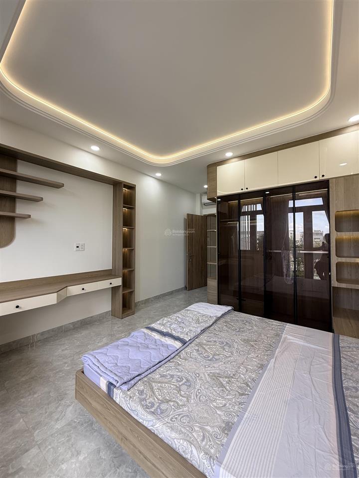 Bán nhà 4 x 17,3m, xây mới 100%, full nội thất xịn xò. chỉ việc xách vali vào ở