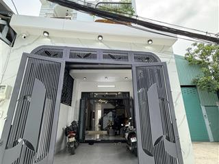 Bán nhà 1/ đường lớn, nhà 4 x 21,2m và được xây mới 100%. tặng kèm full nội thất