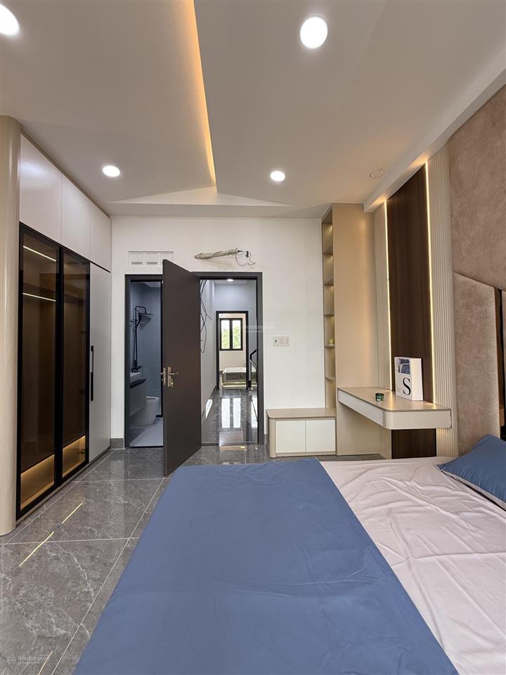 Bán nhà xây mới full nội thất, thiết kế cực có gụ. diện tích siêu khủng khiếp