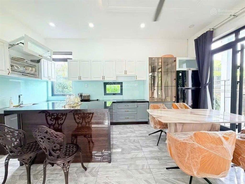 Biệt thự vườn 888m2 khu vip nhất xã nhị bình. ngang hẳn 36m mặt tiền