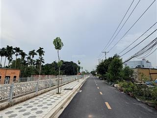 Bán đất 552m, ngang 32m, dài 17m, đất thổ cư vượng vức, đường xe tải thông