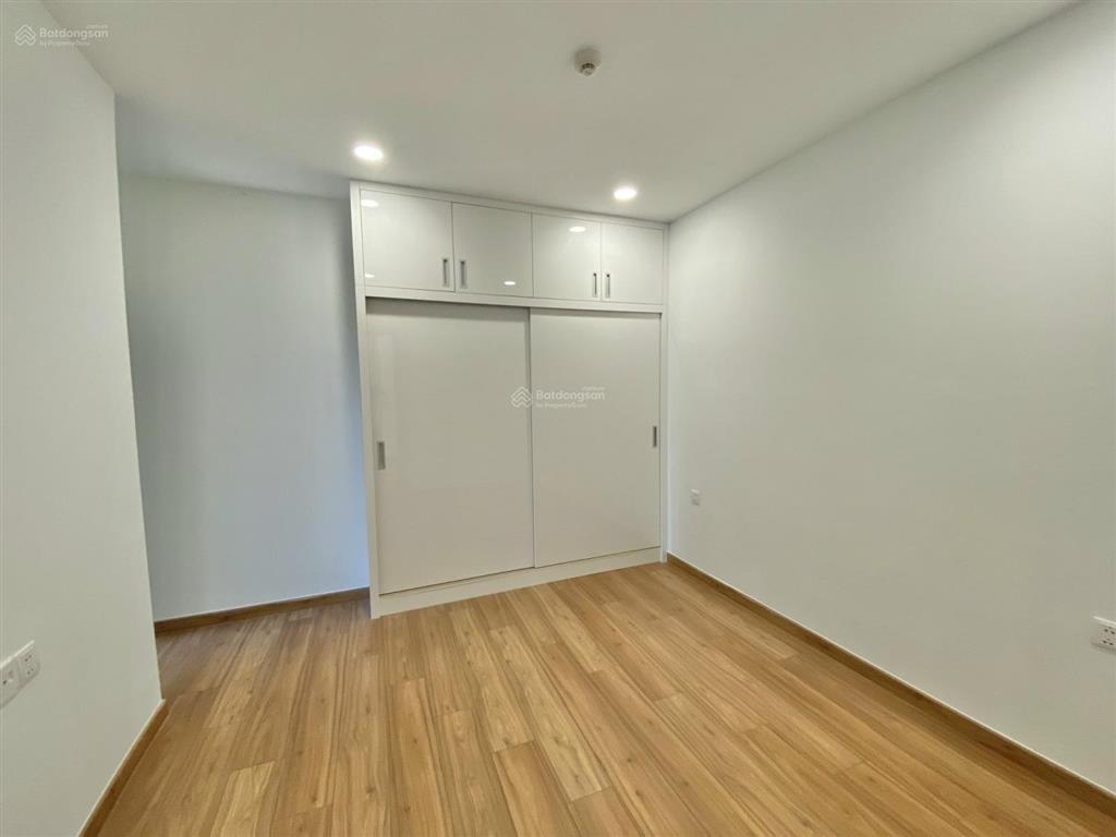 Chính chủ bán gấp 2 phòng ngủ 1 vệ sinh  53m2 giá 5,5 tỷ, sổ hồng sẵn