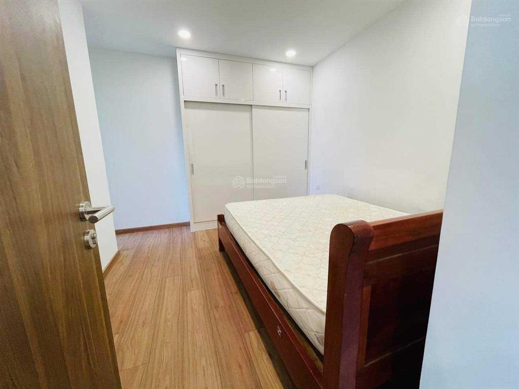 Đầy đủ nội thất căn 2pn vào ở ngay giá 15 triệu/tháng.  0903 777 ***