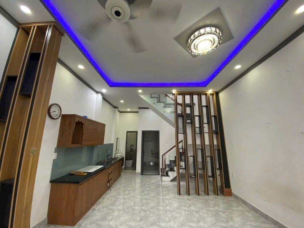 Bán Nhà 1 Trệt 1 Lầu, DT 61M2, 2Tỷ750Tr, Gần Chợ Nhỏ Kp1, Phường Tân Hiệp.