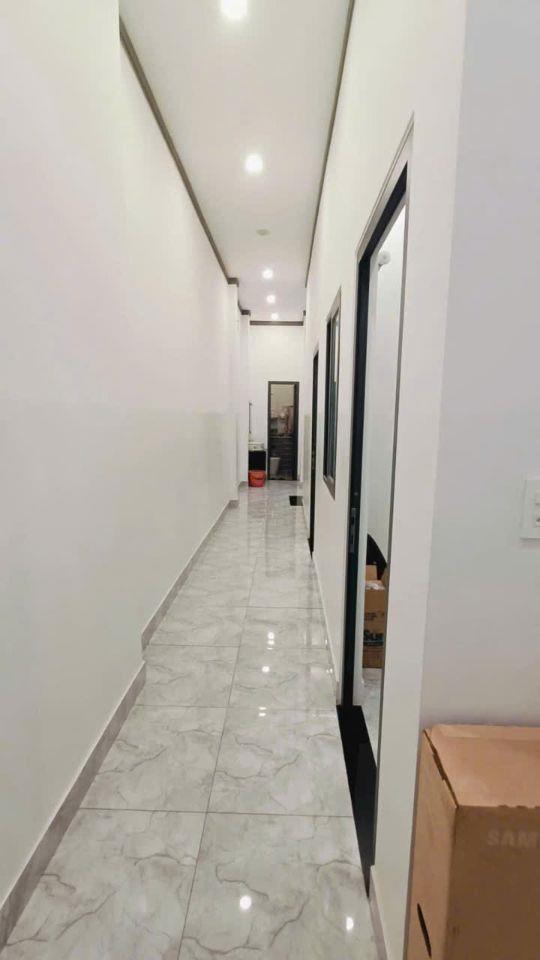 Bán Nhà 1 Trệt 1 Lầu, DT 61M2, 2Tỷ750Tr, Gần Chợ Nhỏ Kp1, Phường Tân Hiệp.