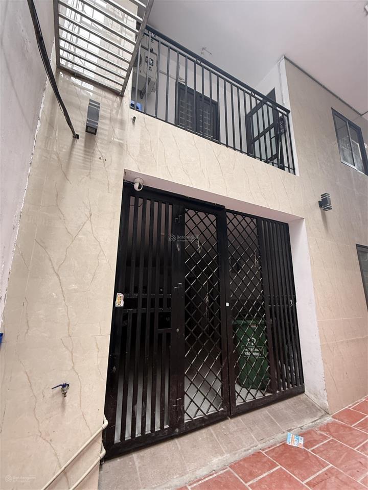 Thanh khoản gấp toà ccmn miếu đầm, 62.3m2x 8t, doanh thu ~6%/năm, 30m ra ô tô tránh, giá quá rẻ