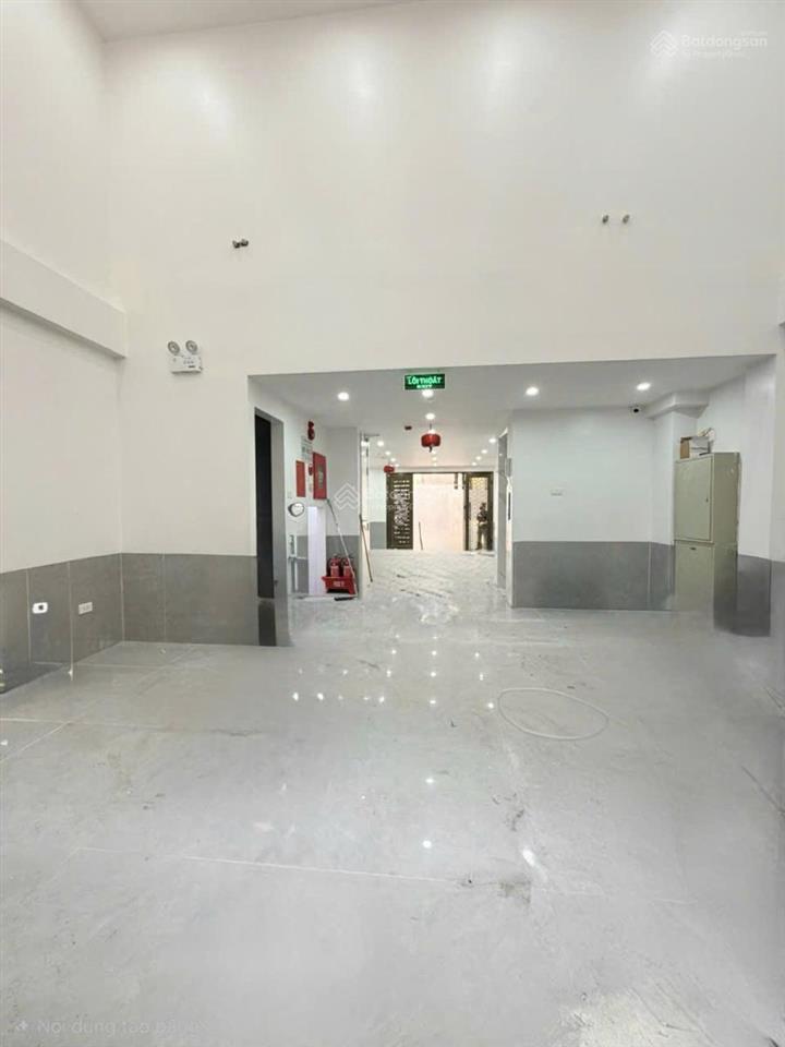Ccmn giữa trung tâm quận cầu giấy, 2 mặt tiền siêu thoáng, dòng tiền lên đến 1tỷ4/năm