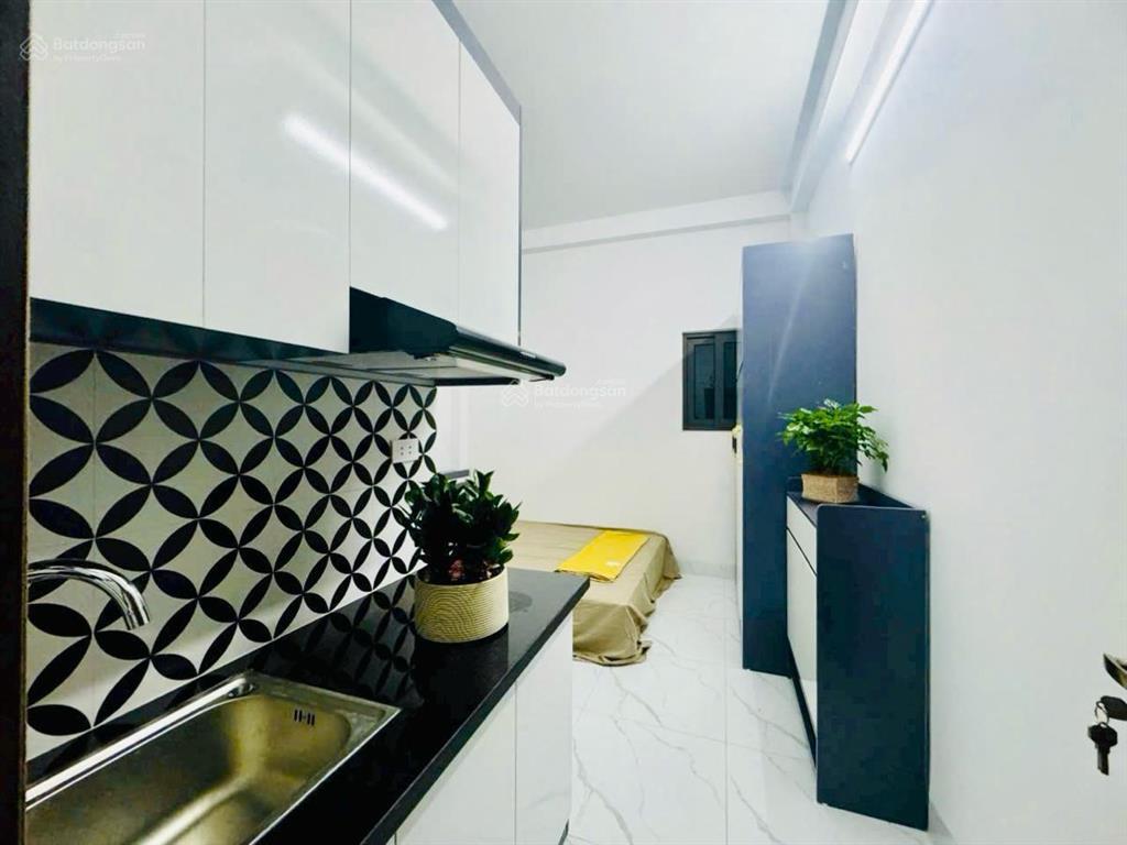 Ccmn đầu 10 siêu hiếm khu phú đô, 9p doanh thu 540tr/năm. 30m ra ngõ oto tránh