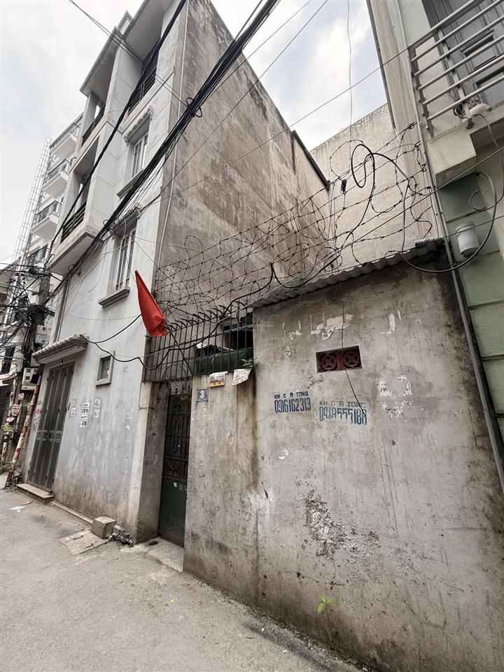 Lô đất hiếm ngay trung tâm mỹ đình, gần 100m mặt tiền khủng 10m, lô góc 2 thoáng, oto vào tận nơi