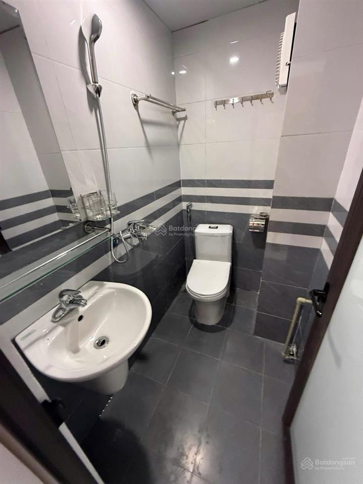 Ccmn giá cực tốt khu phú mỹ, ban công thoáng trước sau, vài m ra ô tô, doanh thu 80tr/tháng.