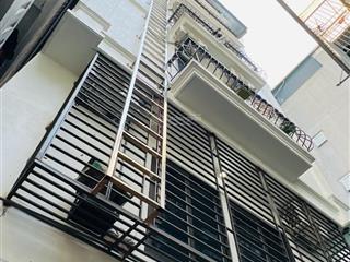 Ccmn giá cực tốt khu phú mỹ, ban công thoáng trước sau, vài m ra ô tô, doanh thu 80tr/tháng.