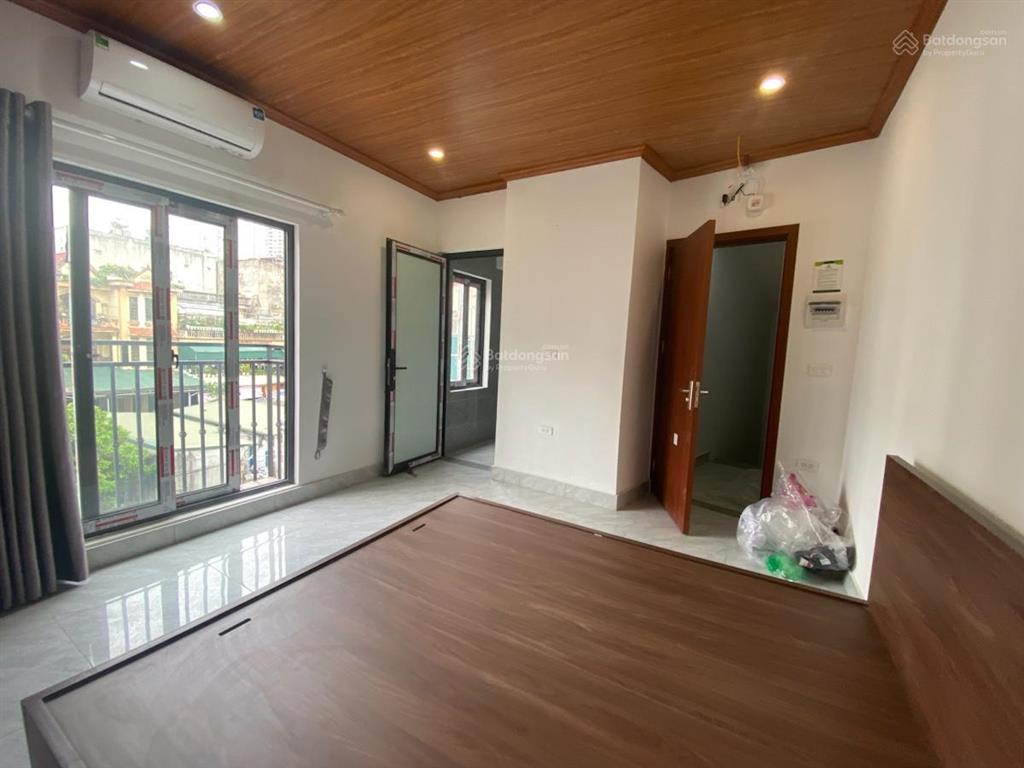 Ccmn cách mặt đường phú mỹ 20m, 7 tầng thang máy, doanh thu nét 450tr/năm.