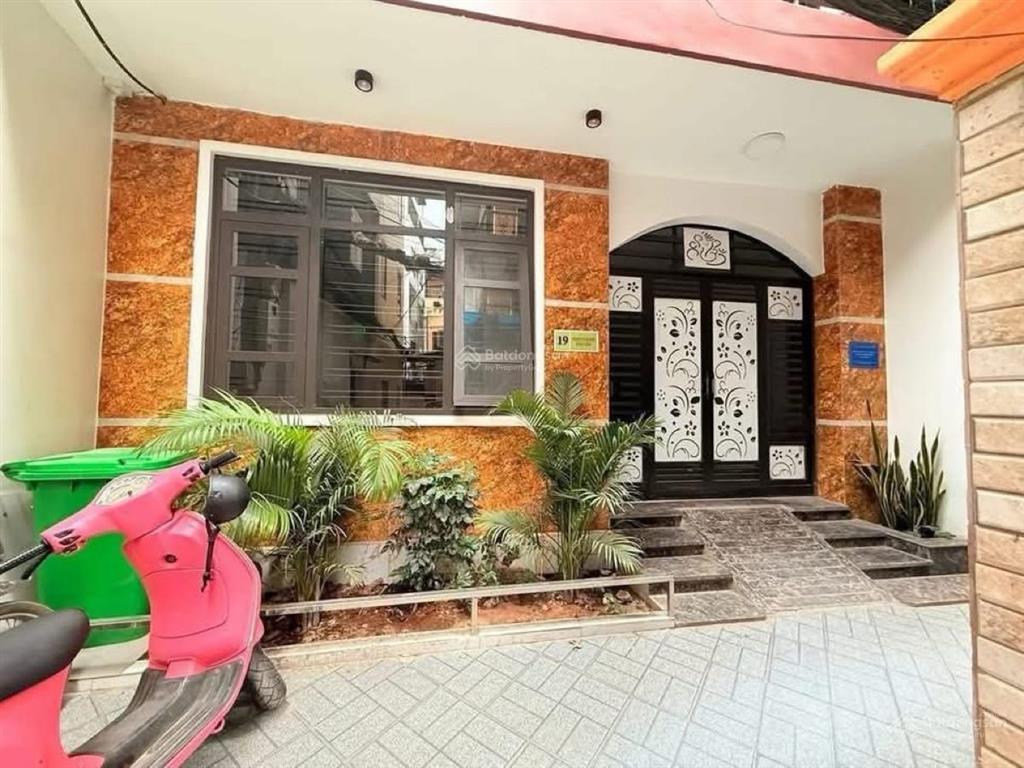 Bán gấp ccmn khu đội cấn, rõ ràng bàn giao full khách thuê, doanh thu 110tr/tháng