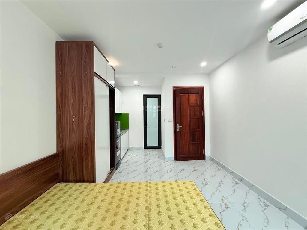 Bán gấp ccmn khu đội cấn, rõ ràng bàn giao full khách thuê, doanh thu 110tr/tháng