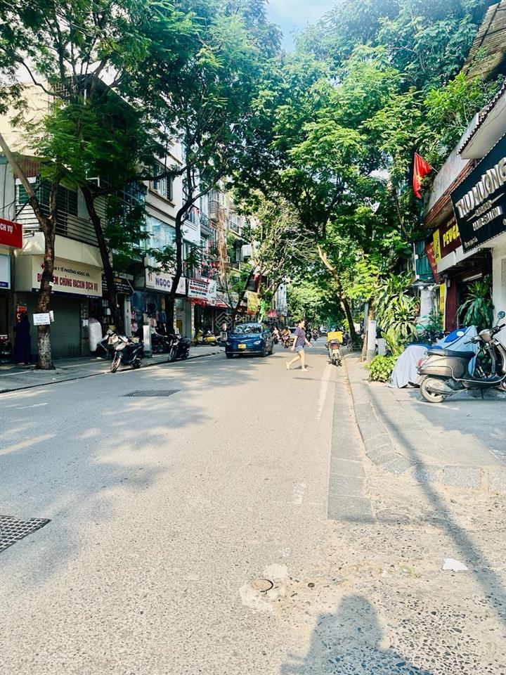 Siêu phẩm ccmn đội cấn, đi bộ 5 phút đến lăng bác, doanh thu 1,3 tỷ/năm.