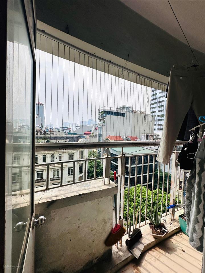 Chính chủ cần bán căn hộ tại tòa 7a lê đức thọ giá chuẩn 5,2 tỷ  68m2  bc đông nam