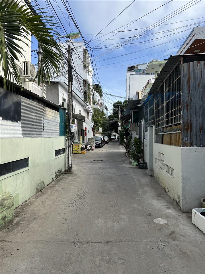 Bán nhà hẻm hoàng diệu, cách biển 500m đường oto