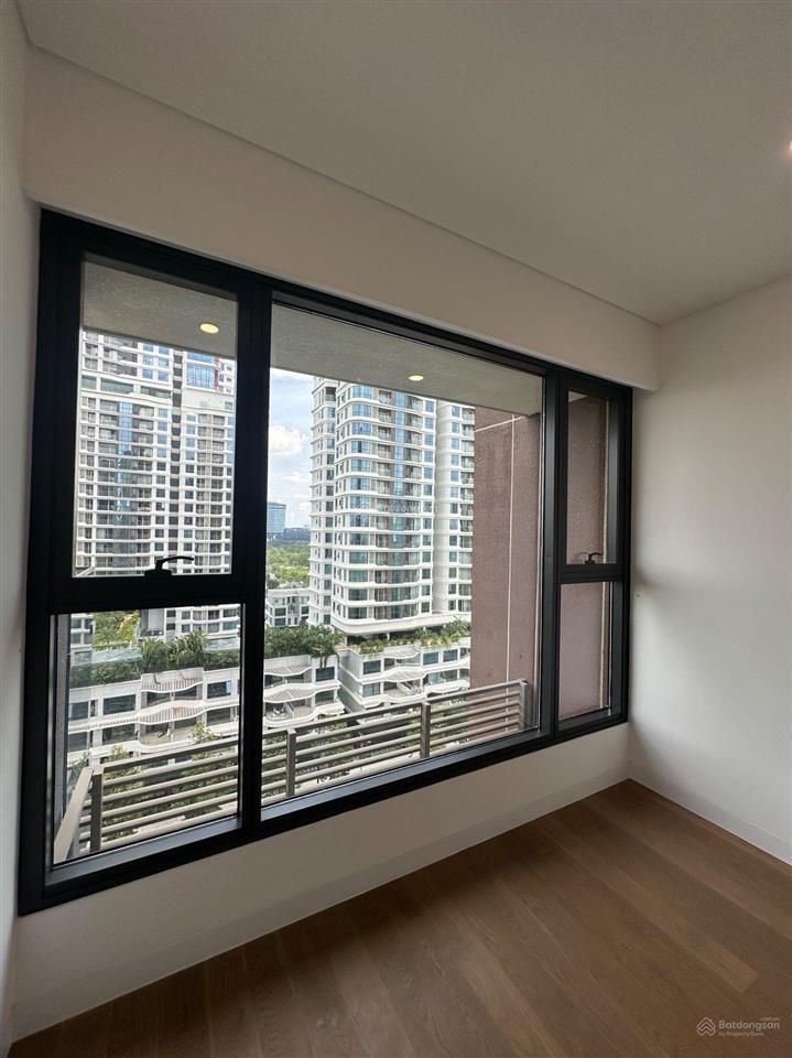 Tấn trường bán 1pn view toà 99 tầng  rẻ nhất trục giá 11,7 tỷ