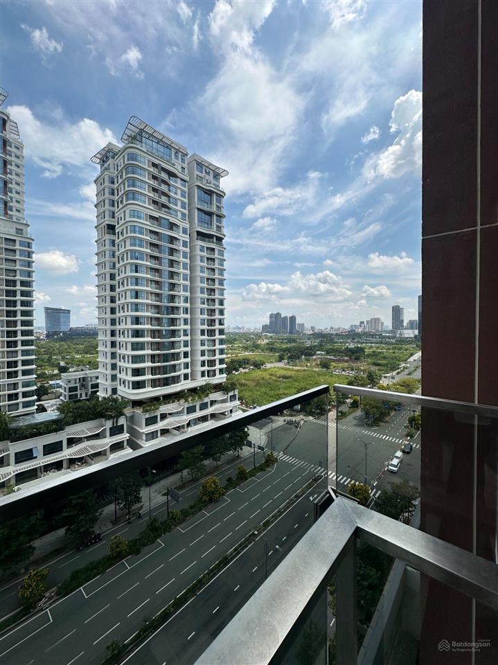 Tấn trường bán 1pn view toà 99 tầng  rẻ nhất trục giá 11,7 tỷ