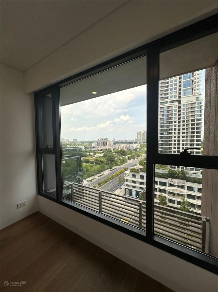 Tấn trường bán 1pn view toà 99 tầng  rẻ nhất trục giá 11,7 tỷ