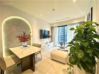 Tấn trường bán nhanh 2pn lớn (77m2)  the opera view quận 1  hồ bơi  28 tỷ all in