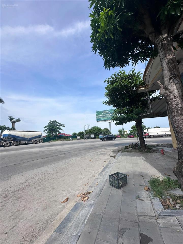 Bán căn nhà 3 tầng đường phan đình phùng phường thành vinh thành phố vinh