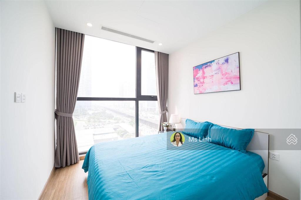 Sẵn hợp đồng thuê  bán căn hộ 1 phòng ngủ, ban công đông nam vinhomes skylake