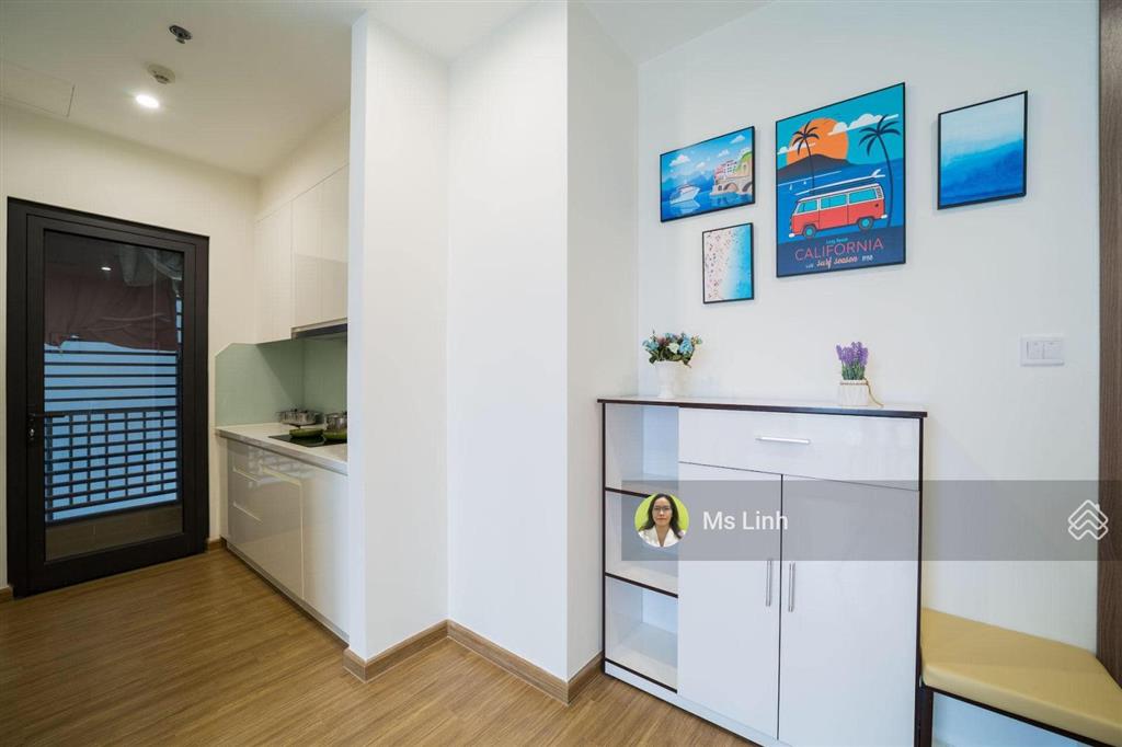 Sẵn hợp đồng thuê  bán căn hộ 1 phòng ngủ, ban công đông nam vinhomes skylake